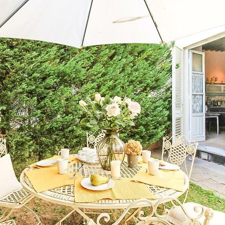 Apartment Guinigi With Private Courtyard Lucca Dış mekan fotoğraf